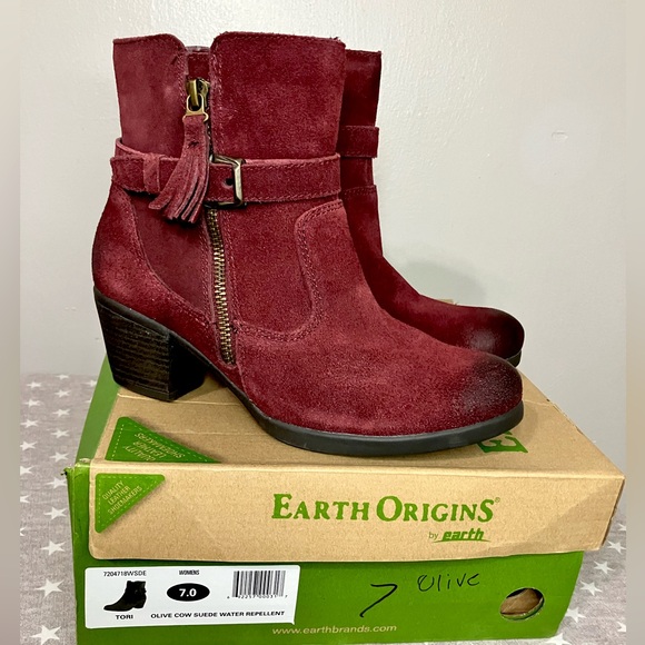 Earth Shoes - Earth Origins Ankle Boots Women’s 7 Burgundy Zip Up Tassels Distressed Worn 2X